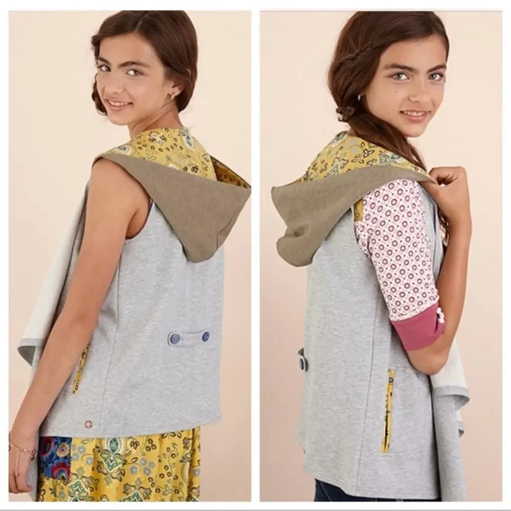 Matilda Jane 435 Hooded Vest Cardigan Once Upon A Time/Fork In The Road 10 NWT